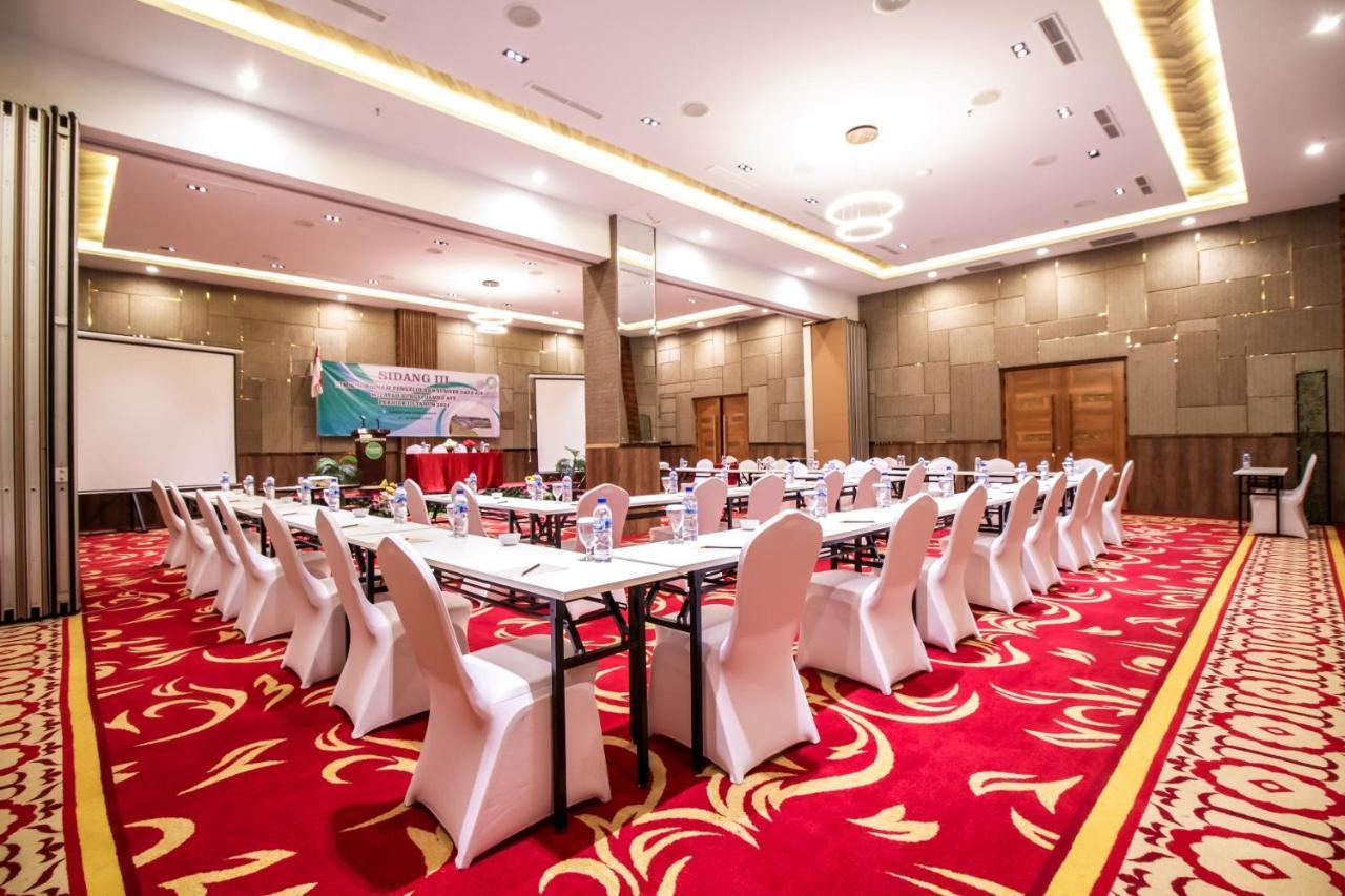 Parkside Gayo Petro Hotel Takengon Екстер'єр фото
