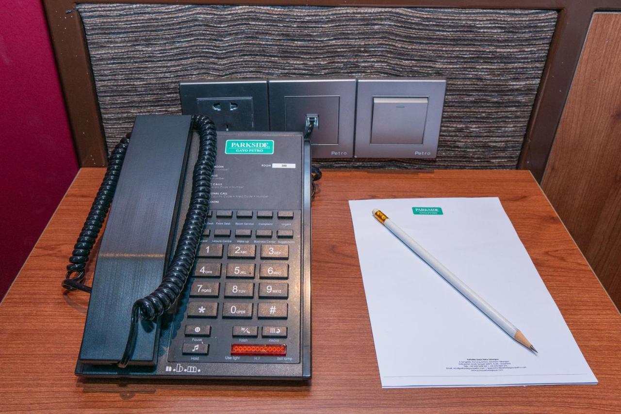 Parkside Gayo Petro Hotel Takengon Екстер'єр фото