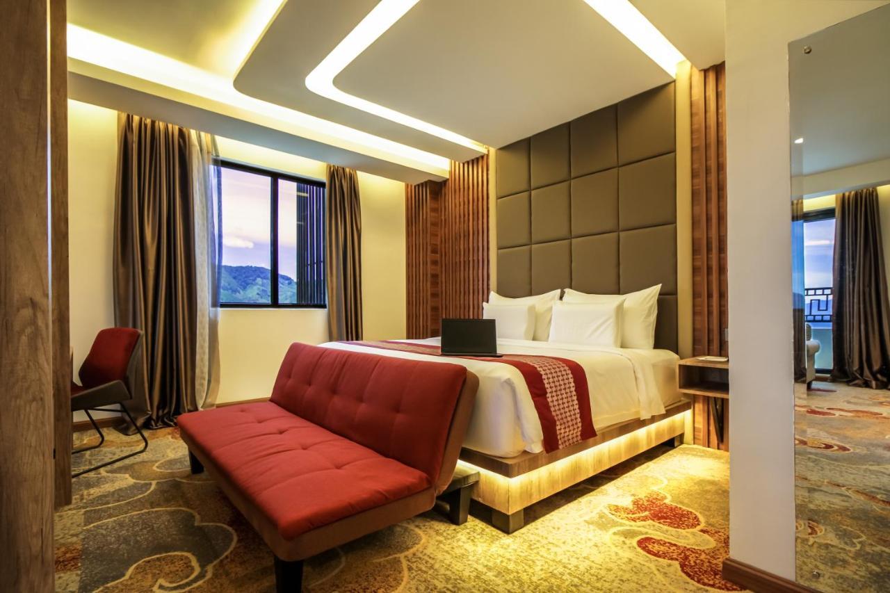 Parkside Gayo Petro Hotel Takengon Екстер'єр фото